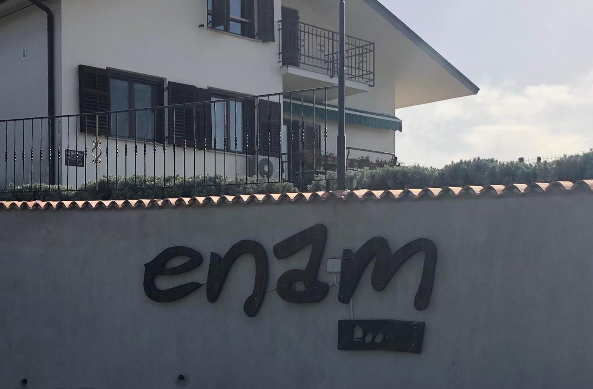 Enam Room Kojsko المظهر الخارجي الصورة
